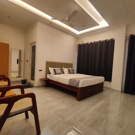 Bed In Mountain - Bnm Stays Chutwapipal Bagian luar foto